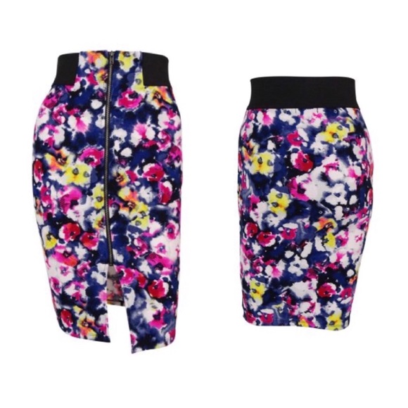 Material Girl Dresses & Skirts - Flora Print Pencil Skirt